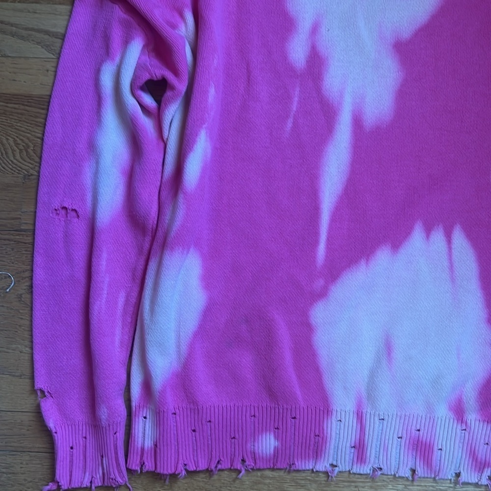 Fate szS tie die distressed cotton sweater. Pink/white - Picture 8 of 8